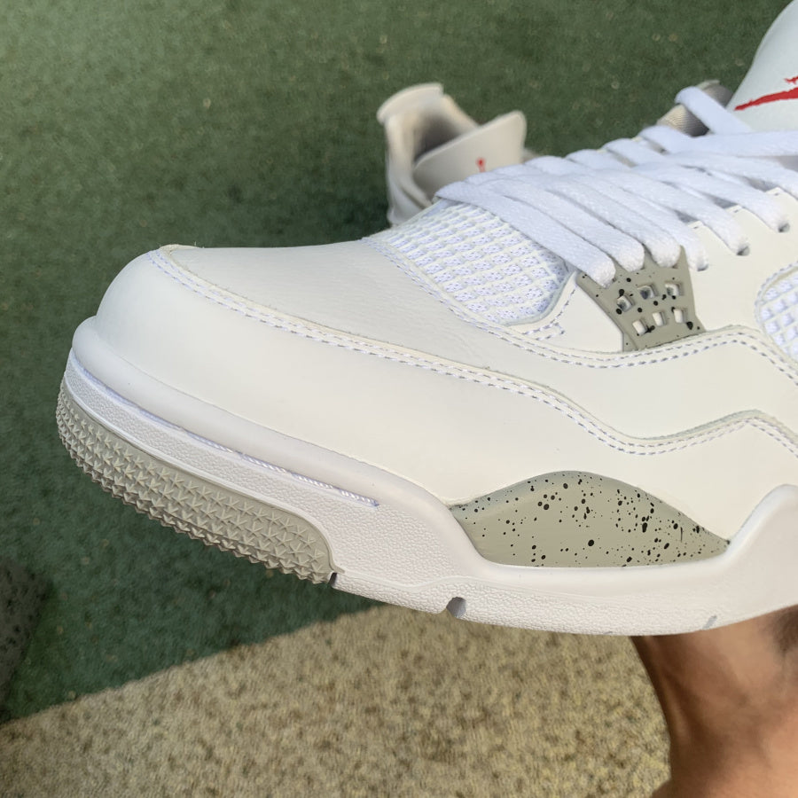 Air Jordan 4 White Oreo