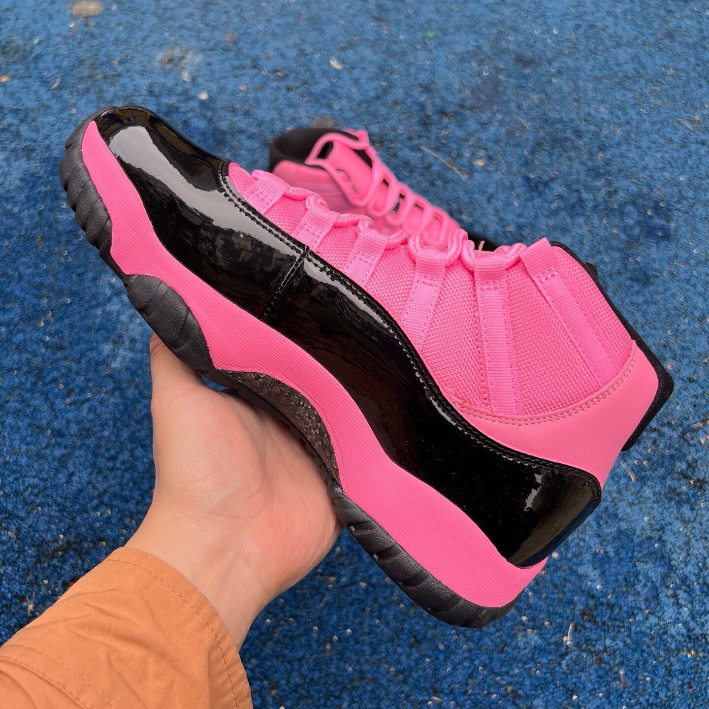 Air Jordan 11 Pink