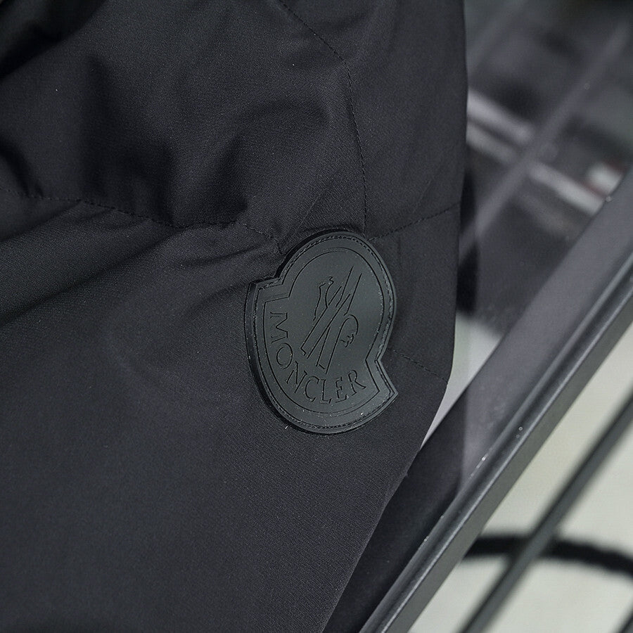 Chaquetón Moncler Negro