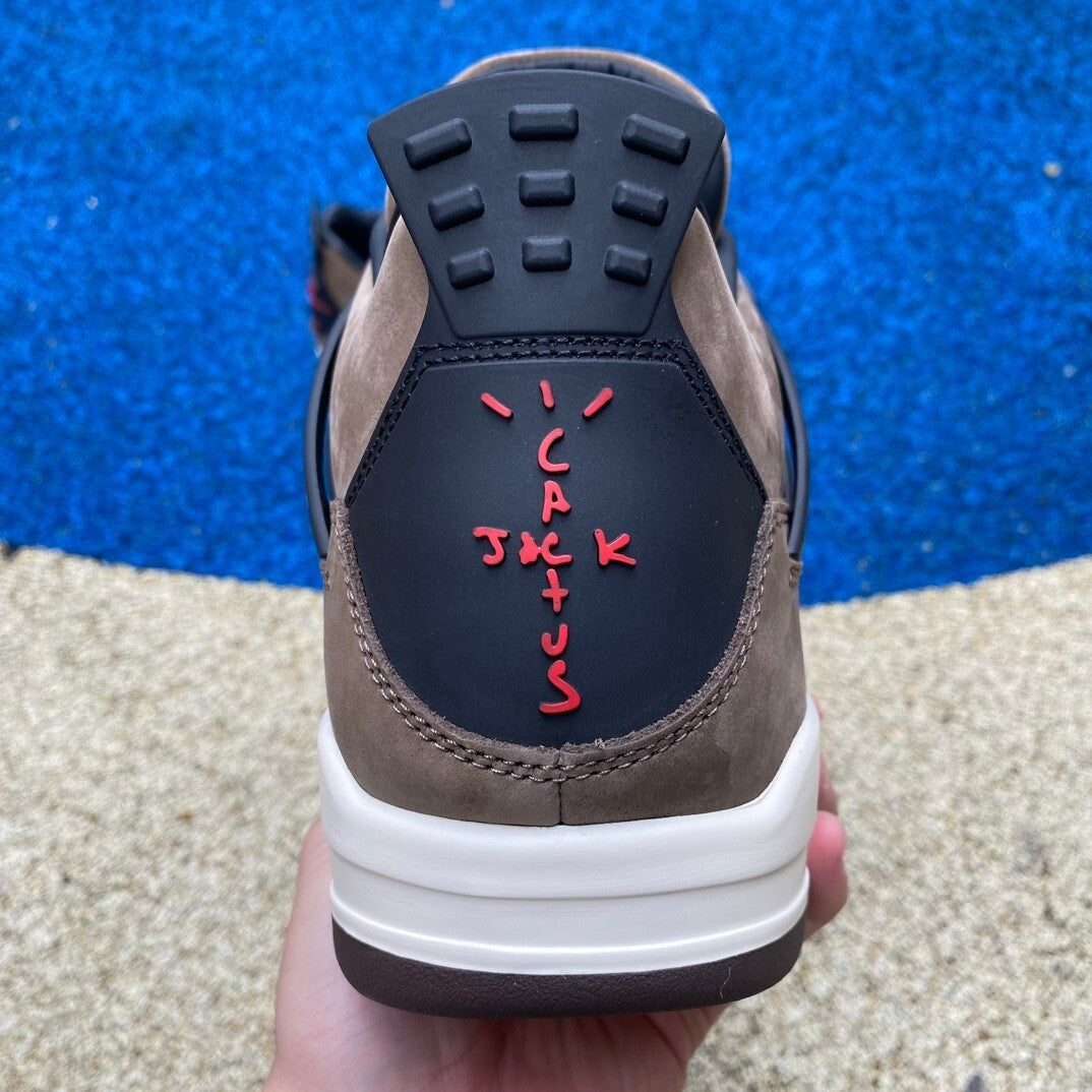 Travis Scott x Air Jordan 4