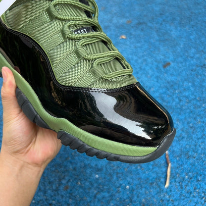 Air Jordan 11 Green