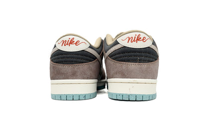 Nike SB Dunk Low ‘Big Money Savings‘