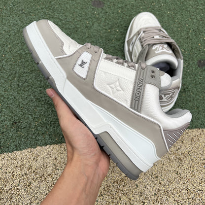 LV Trainer Low Grey