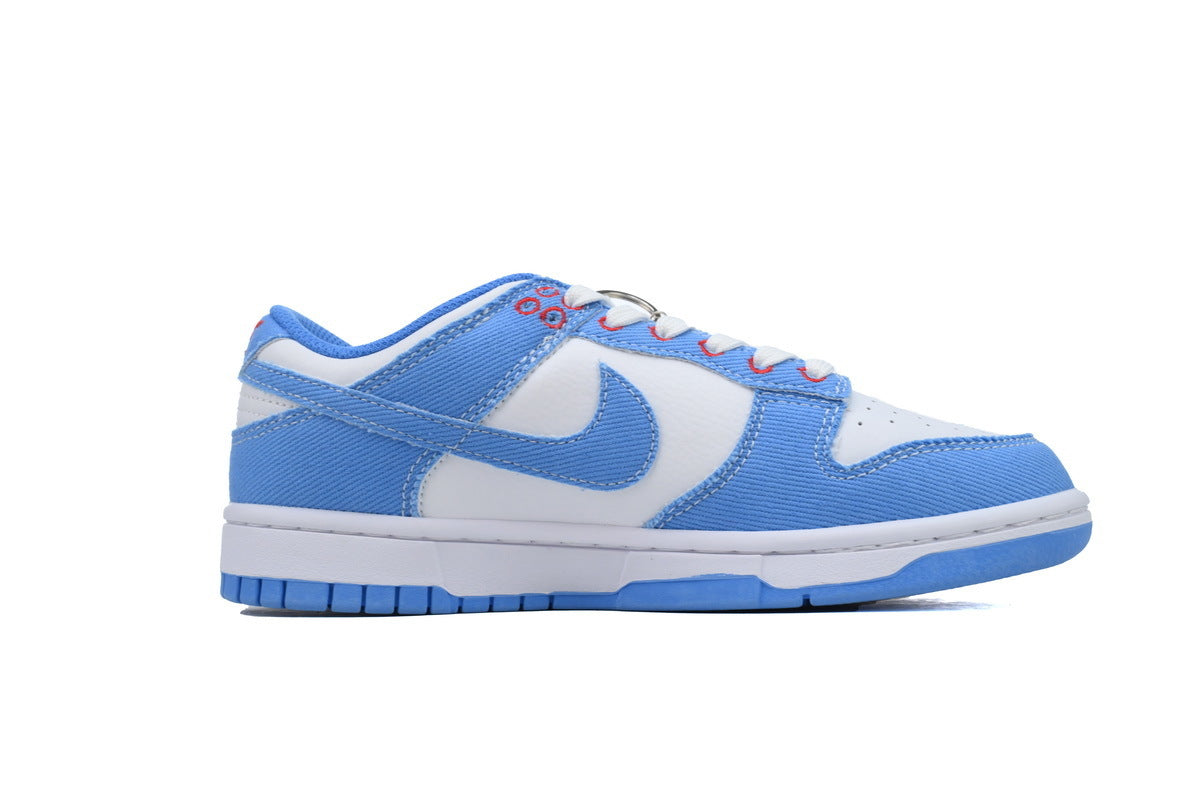 Nike SB Dunk Low x Supreme