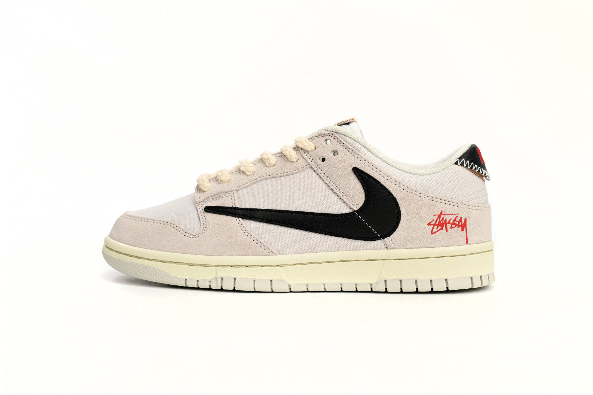 Stussy x Nike SB Dunk Low