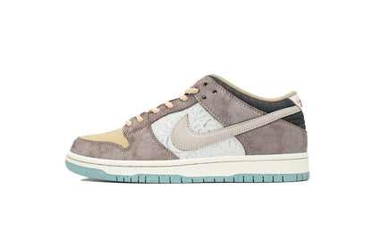 Nike SB Dunk Low ‘Big Money Savings‘