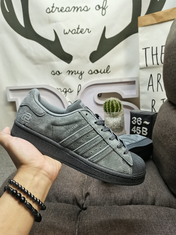 Originals Superstar Dark Grey