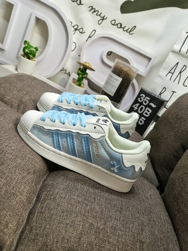 Originals Superstar Blue/White