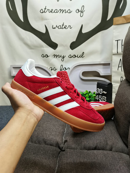 Gazelle Indoor Red/White