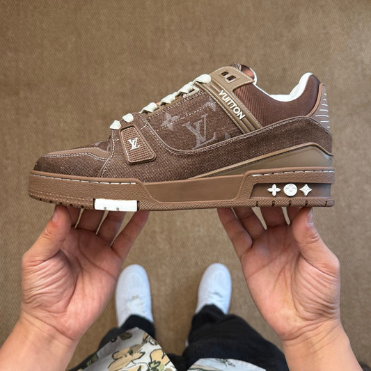 LV Trainer Brown