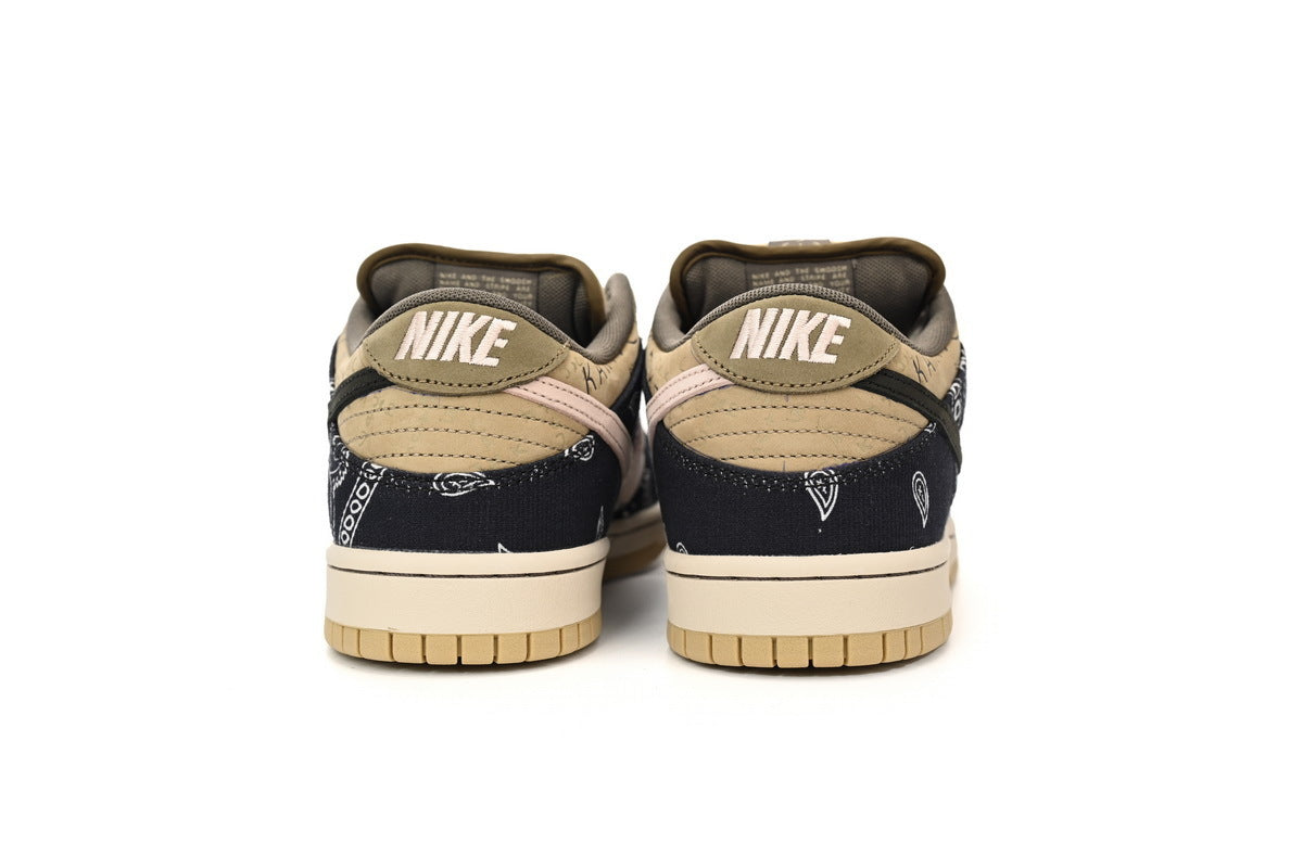 Travis Scott x Nike SB Dunk Low Paisley