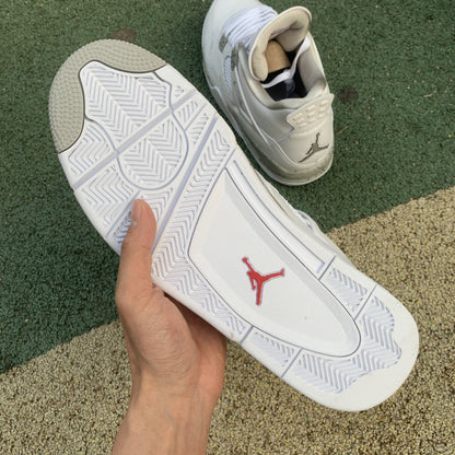 Air Jordan 4 White Oreo