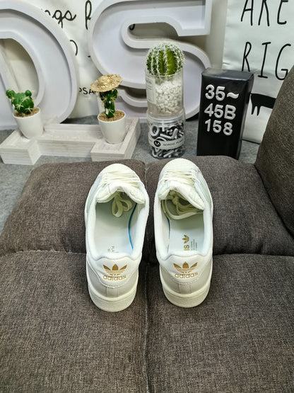 Originals Superstar White/Light Green