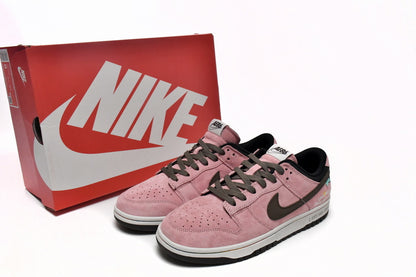 Nike SB Dunk Low AE86 Pink
