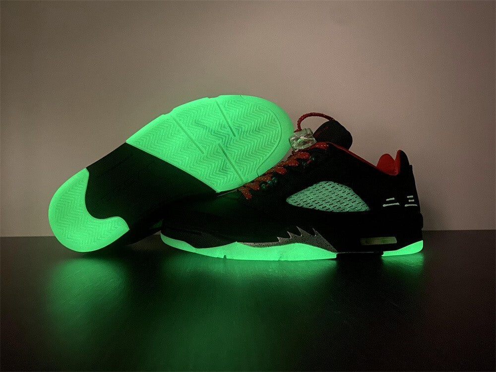 Air Jordan Retro 5 'Anthracite'