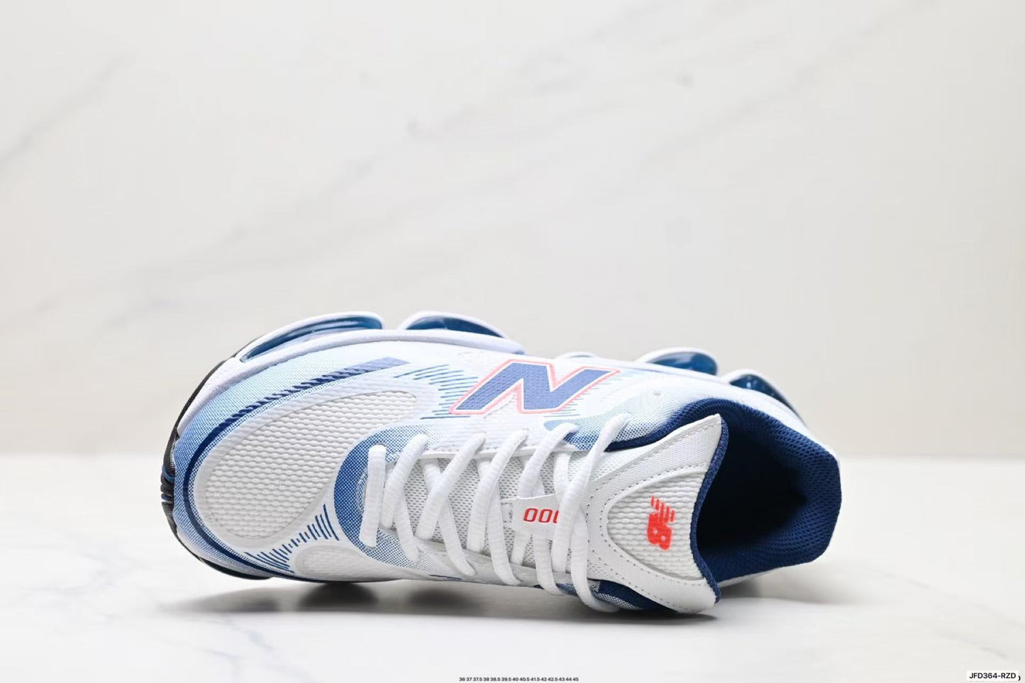 New Balance Abzorb M2000