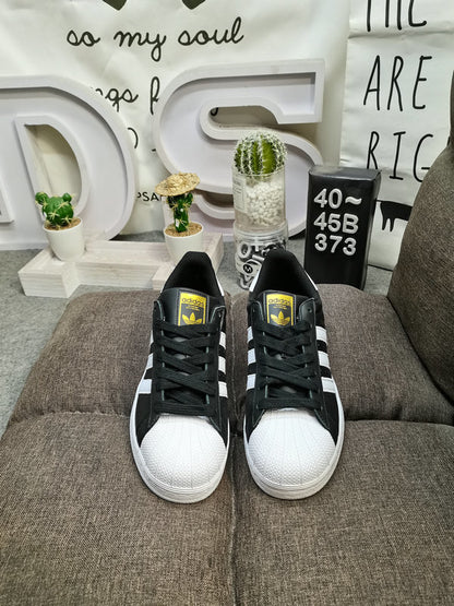 Originals Superstar Black/White