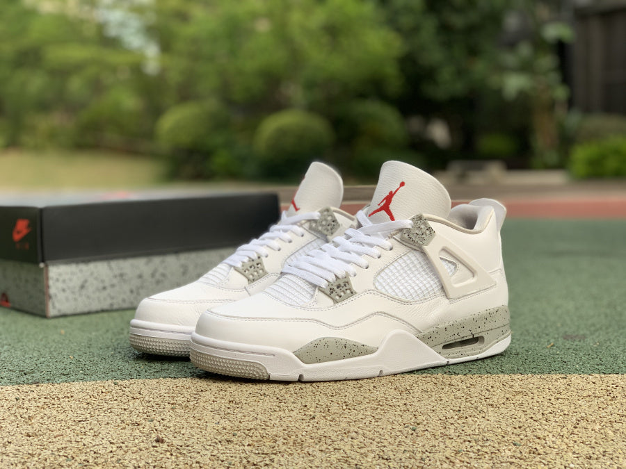 Air Jordan 4 White Oreo