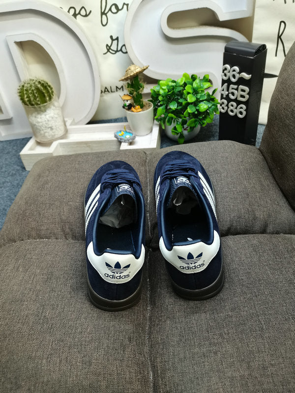 Gazelle Indoor Dark Blue/White