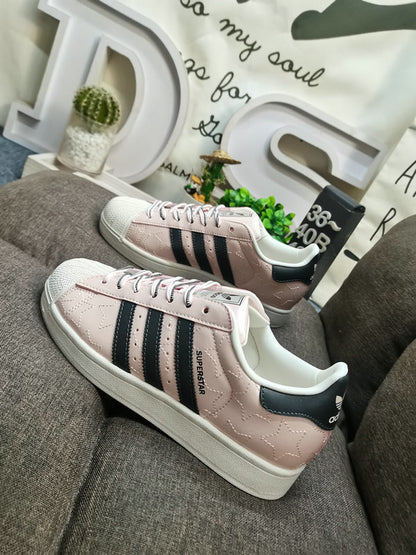 Originals Superstar Pink