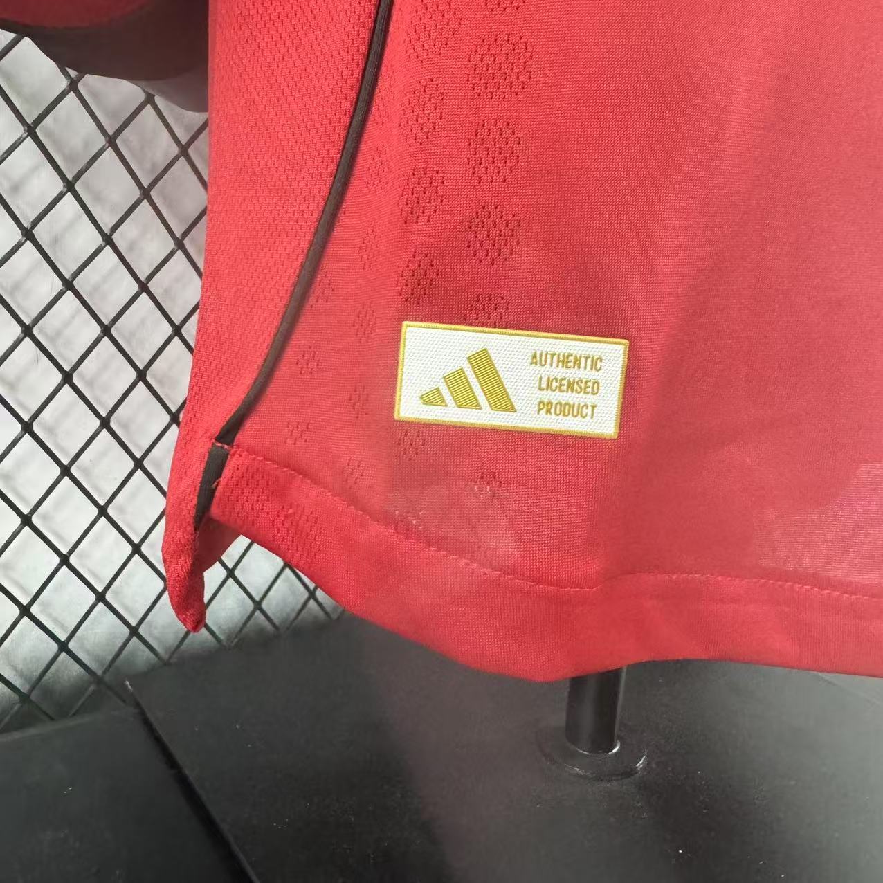 Manchester United 25-26