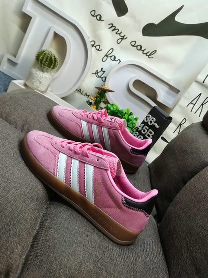 Gazelle Indoor Pink