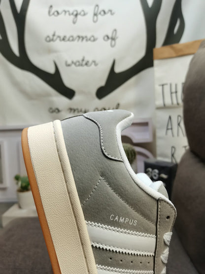 Adidas Campus 00s