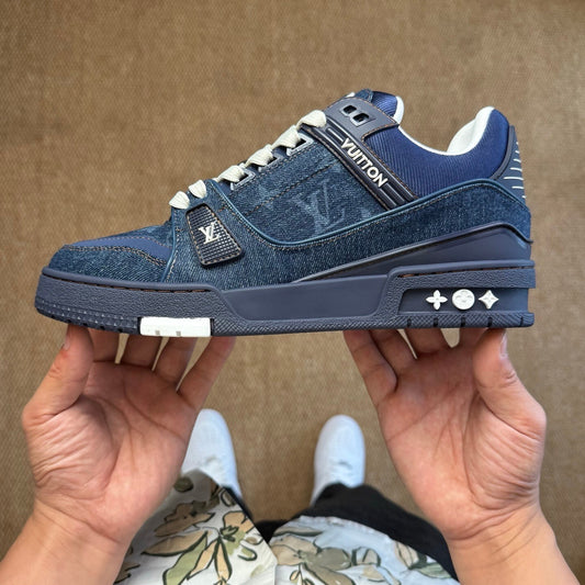 LV Trainer Blue
