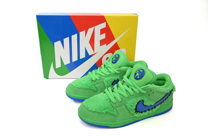 Grateful Dead x Nike SB Dunk Low 'Green Bear'