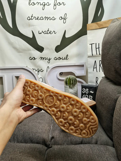 Gazelle Indoor Light Pink/White