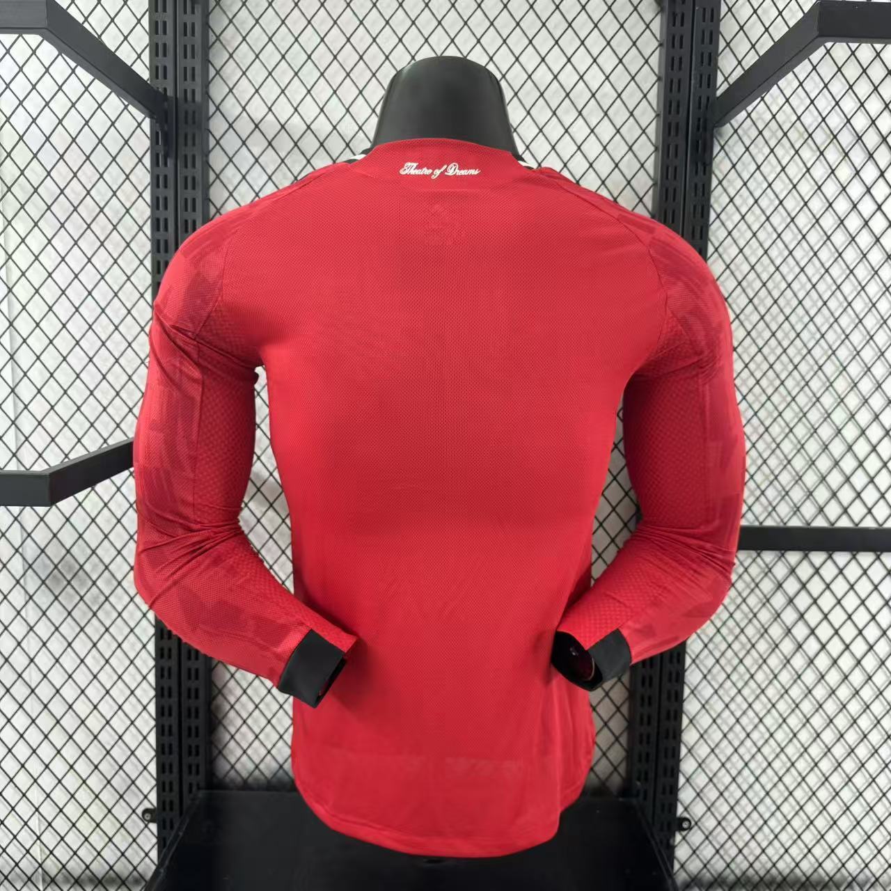 Manchester United 25-26