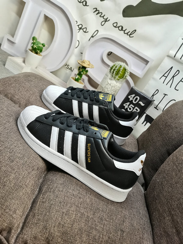 Originals Superstar Black/White