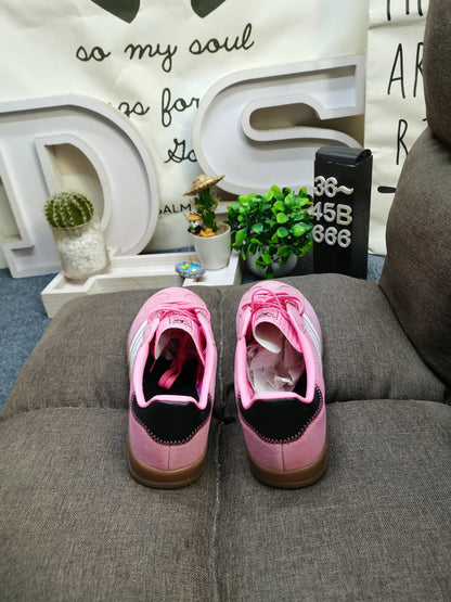 Gazelle Indoor Pink