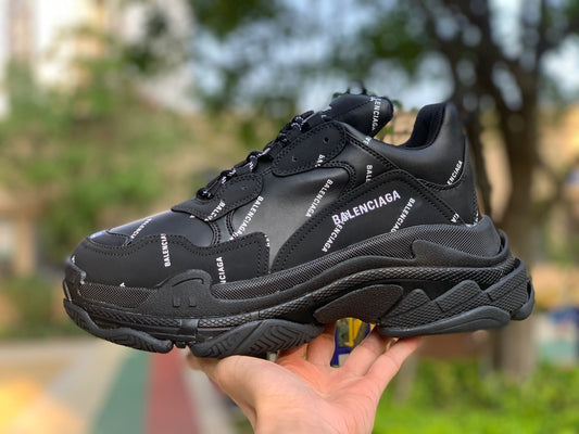 Balenciaga Triple S Black