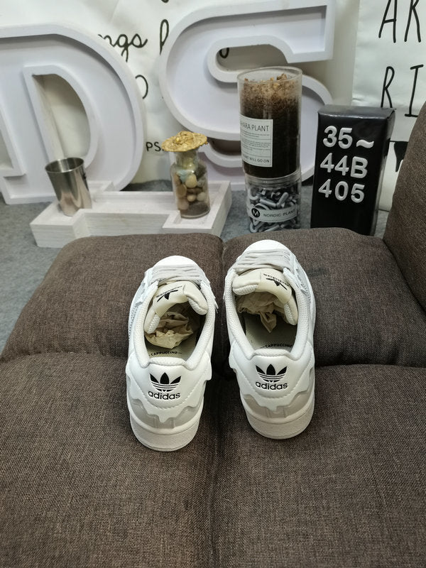 Originals Superstar White