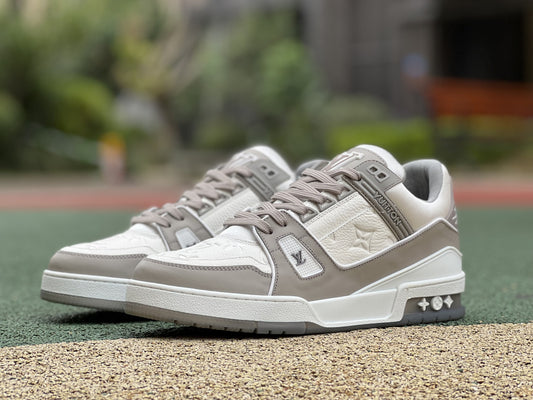 LV Trainer Low Grey