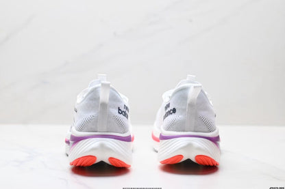 New Balance FuelCell SC Elite v3