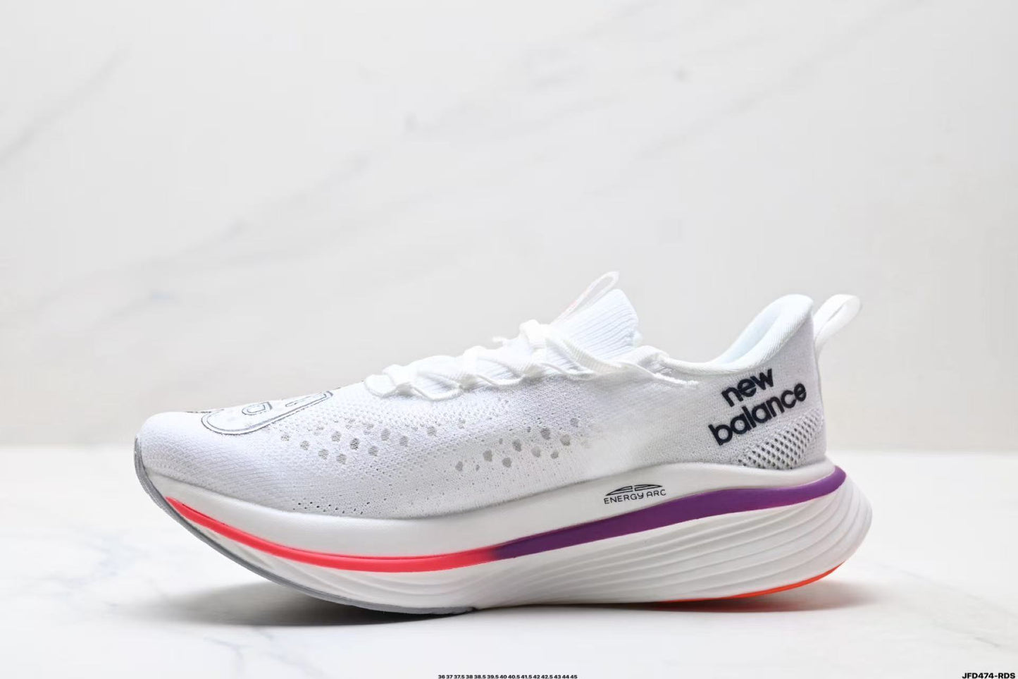 New Balance FuelCell SC Elite v3