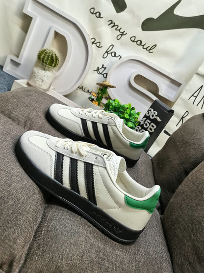 Gazelle Indoor White/Black