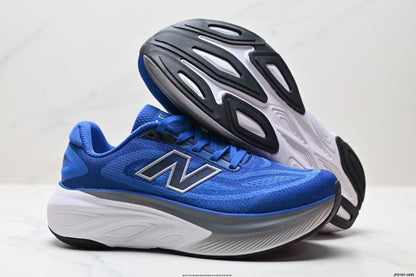 New Balance Fresh Foam X More V6