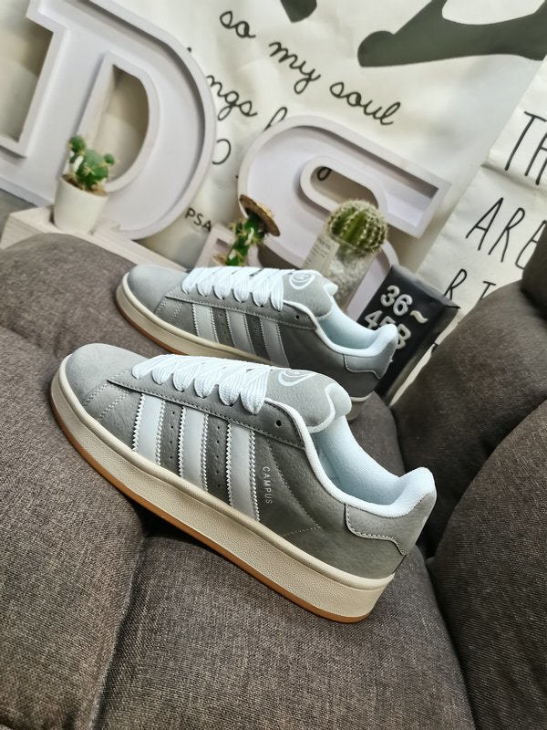 Adidas Campus 00s