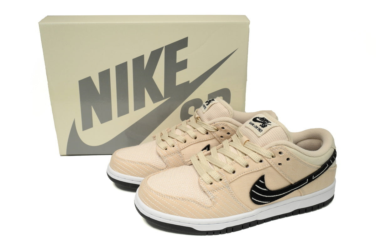 Albino & Preto × Nike SB Dunk Low Pro "Blanco Perla"
