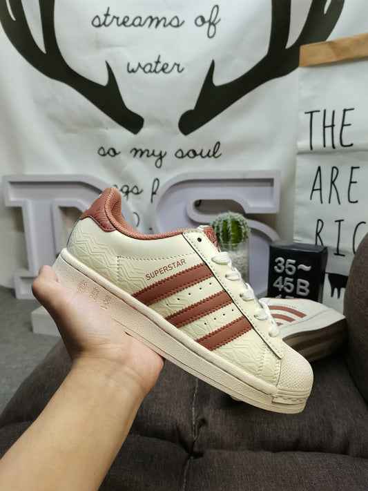 Originals Superstar White Sand/Brown