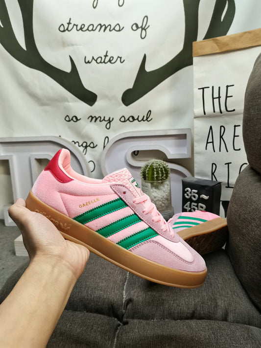 Gazelle Indoor Light Pink/Green