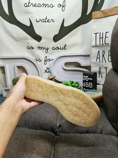 Gazelle Indoor Green/Beige