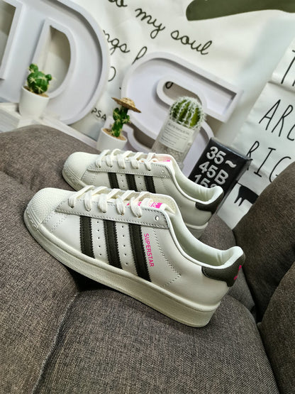 Originals Superstar White/Dark Brown