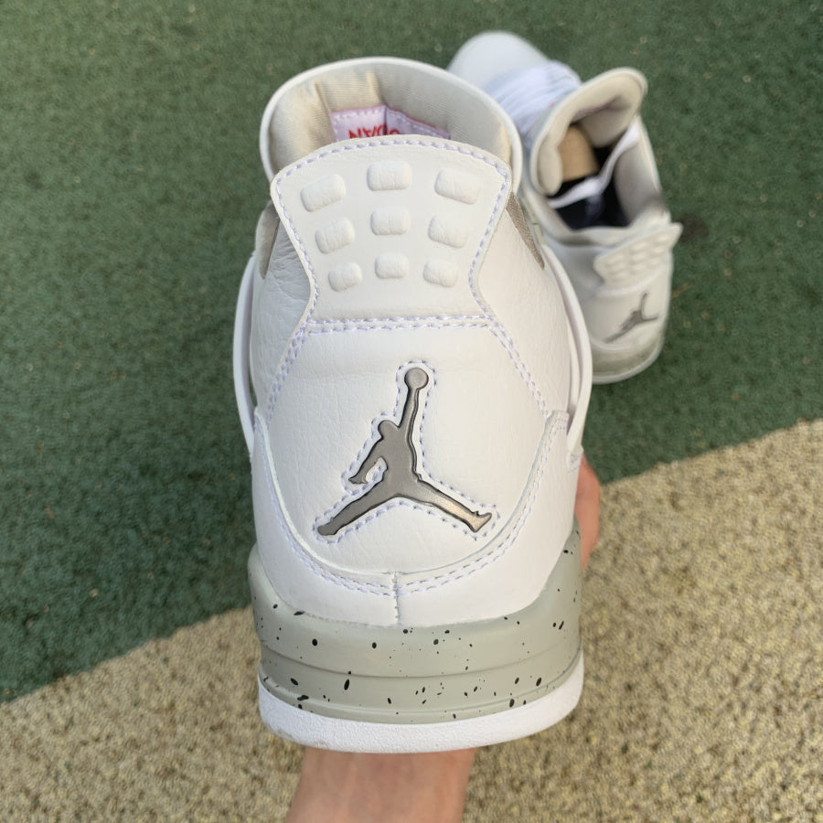 Air Jordan 4 White Oreo